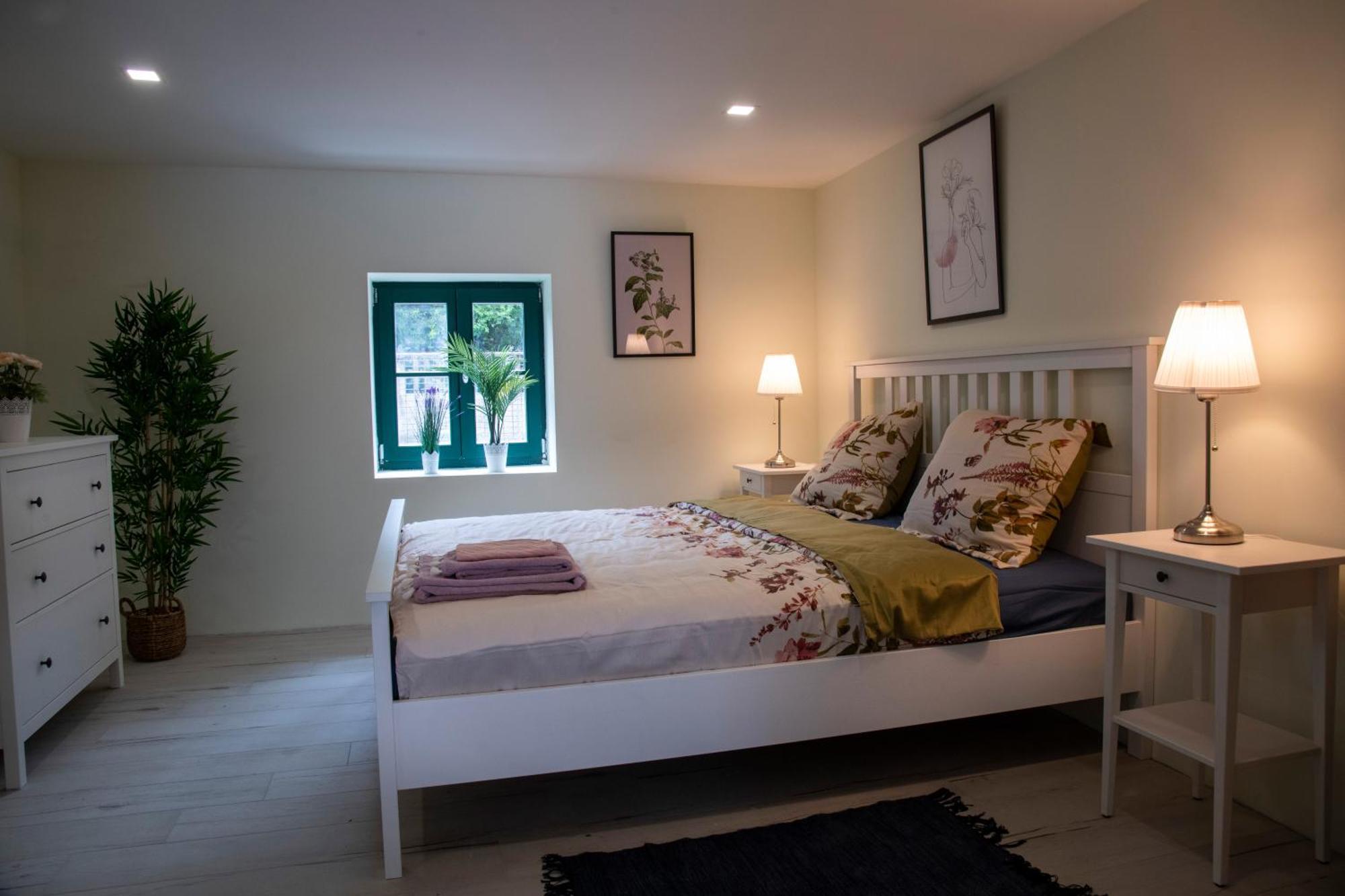 Apartman Vili Apartment *