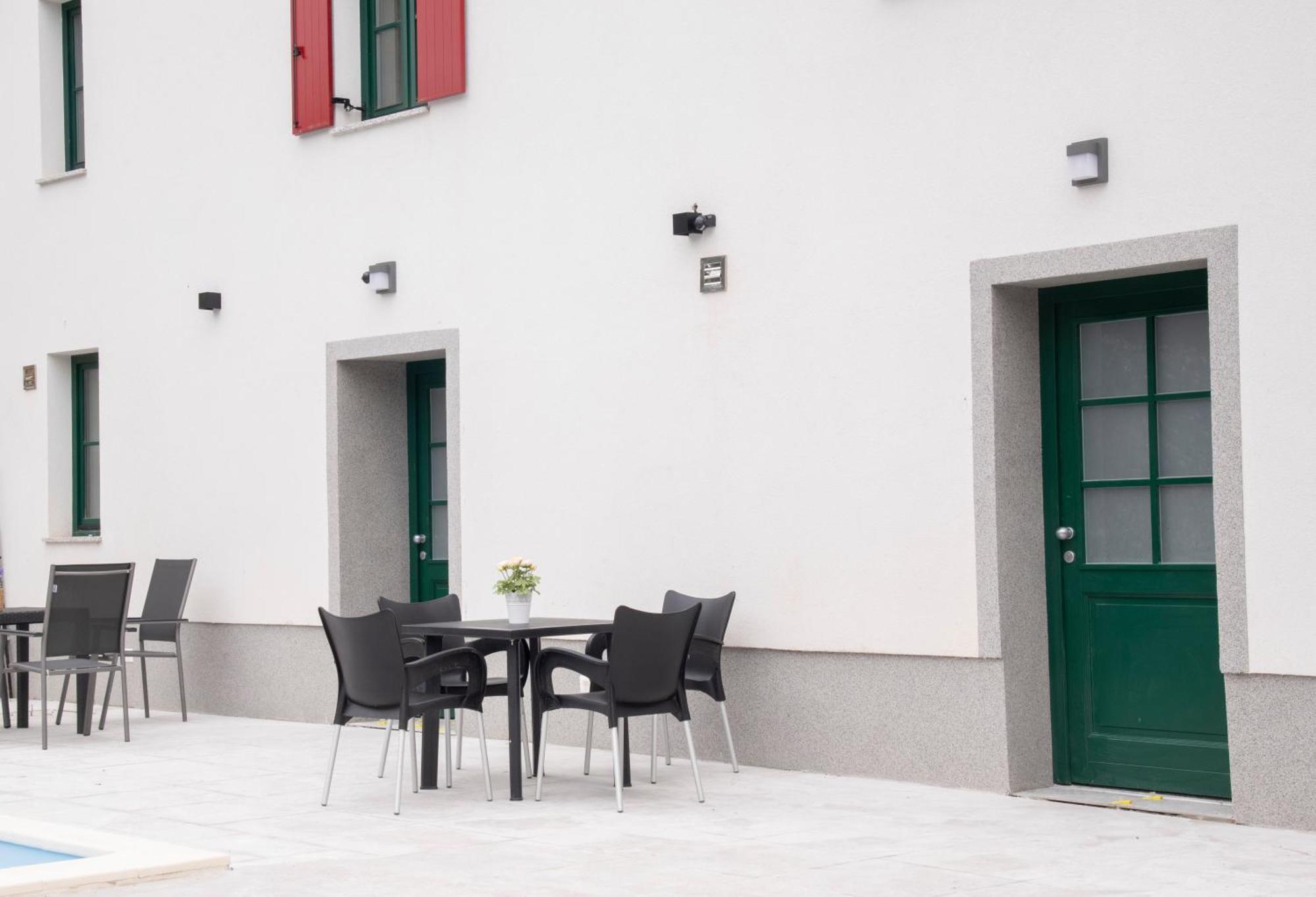 Apartment Apartman Vili *